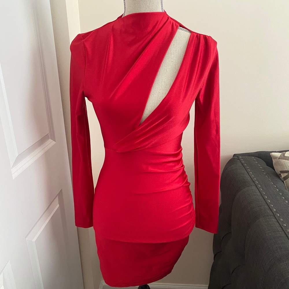 Cut out red dress